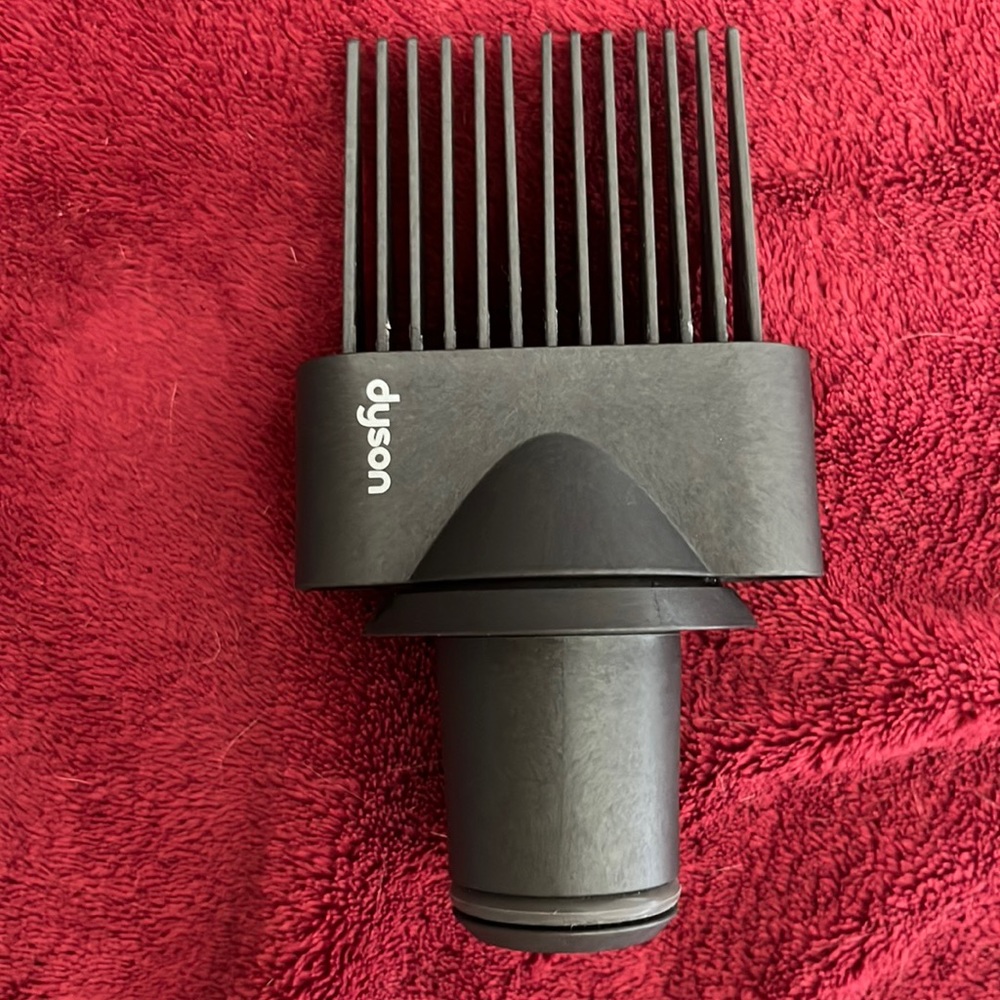 Hair tool for Dyson hair dryer